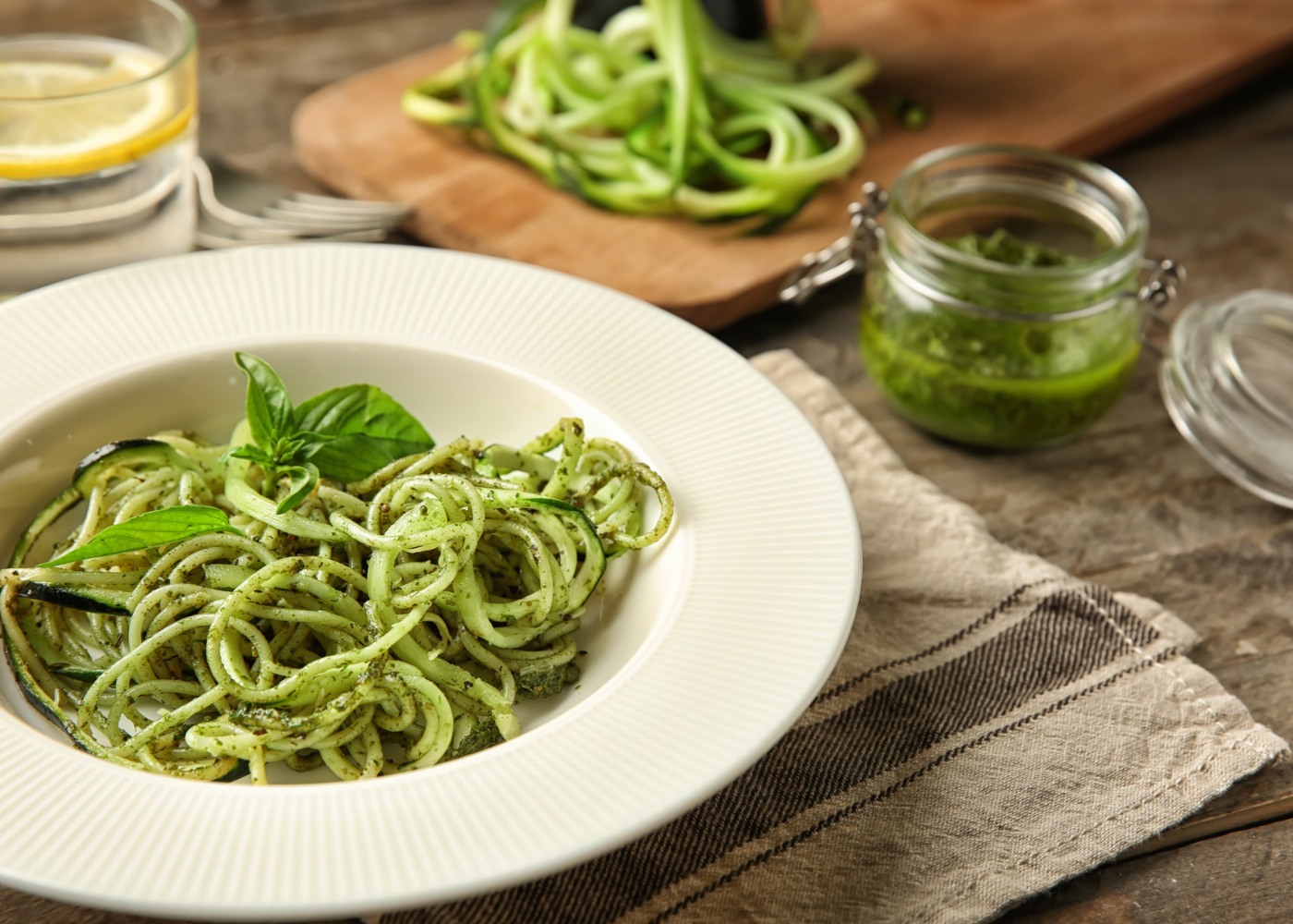 massa com molho pesto