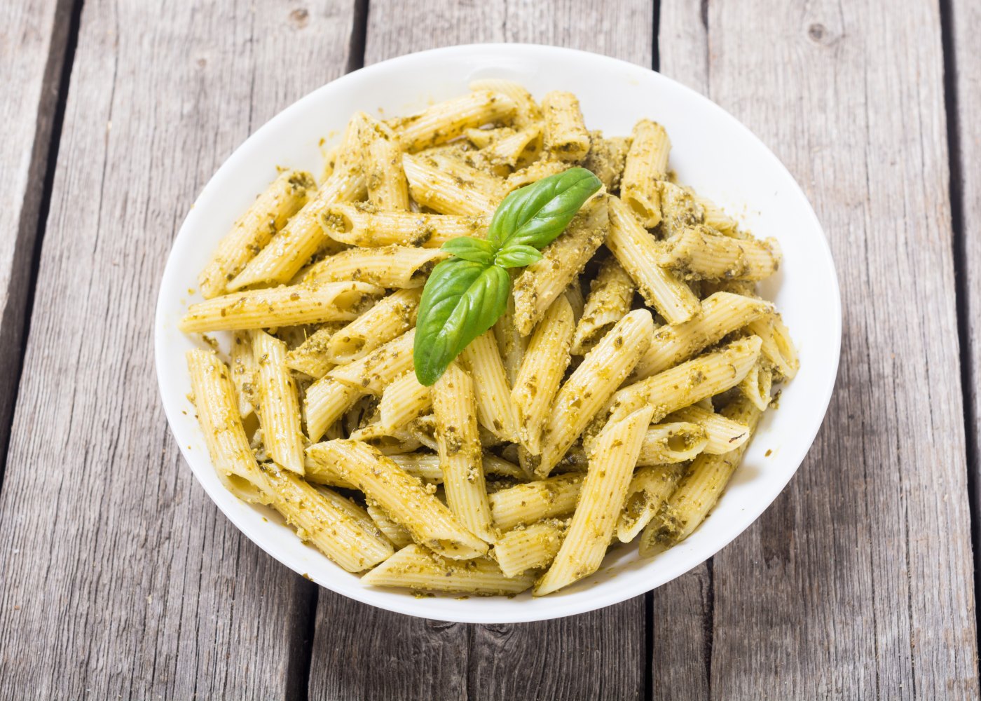 Penne com pesto