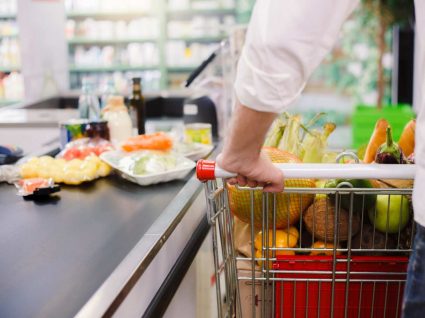 Supermercados: setor garante abastecimento durante este período