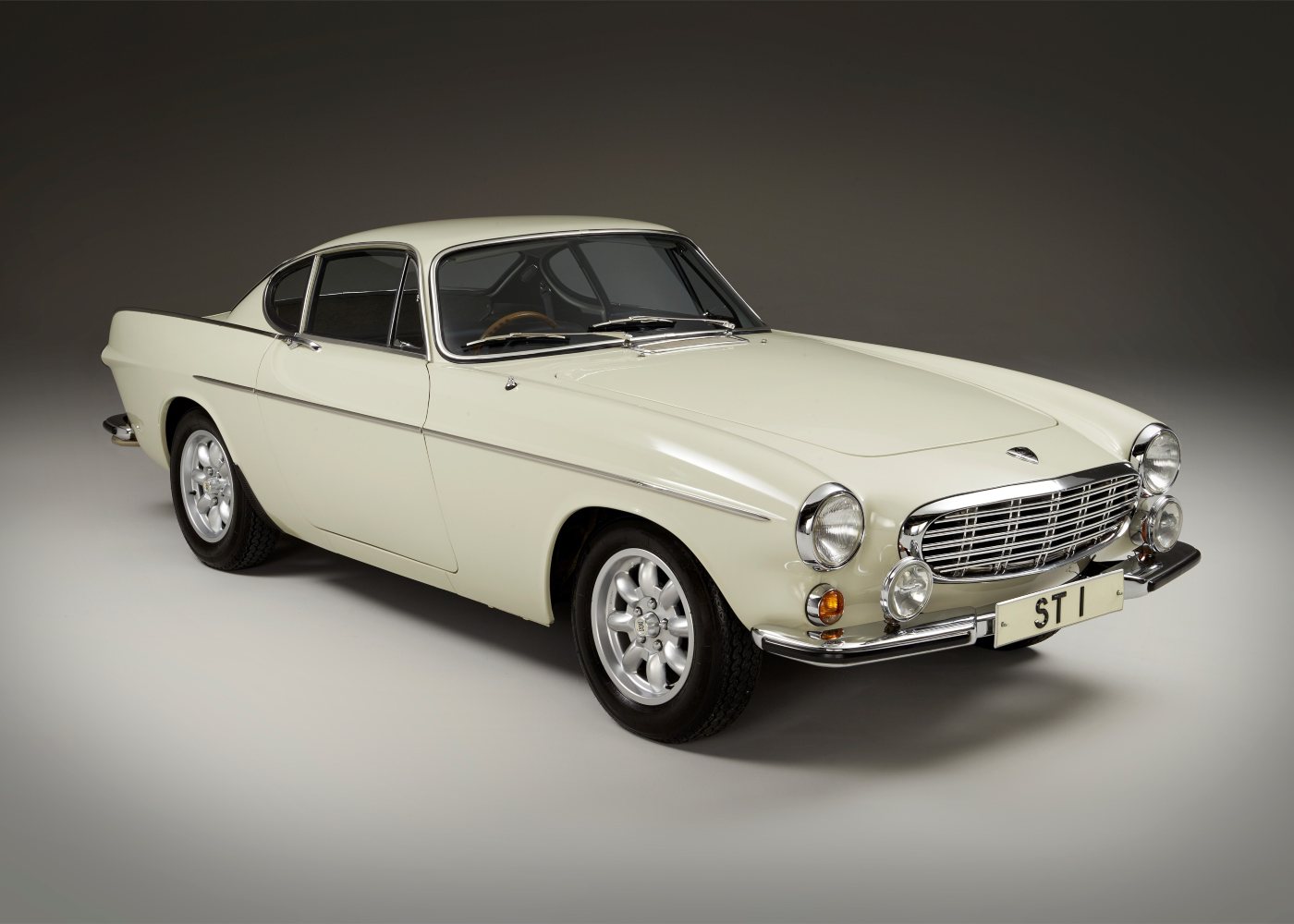 Volvo P1800