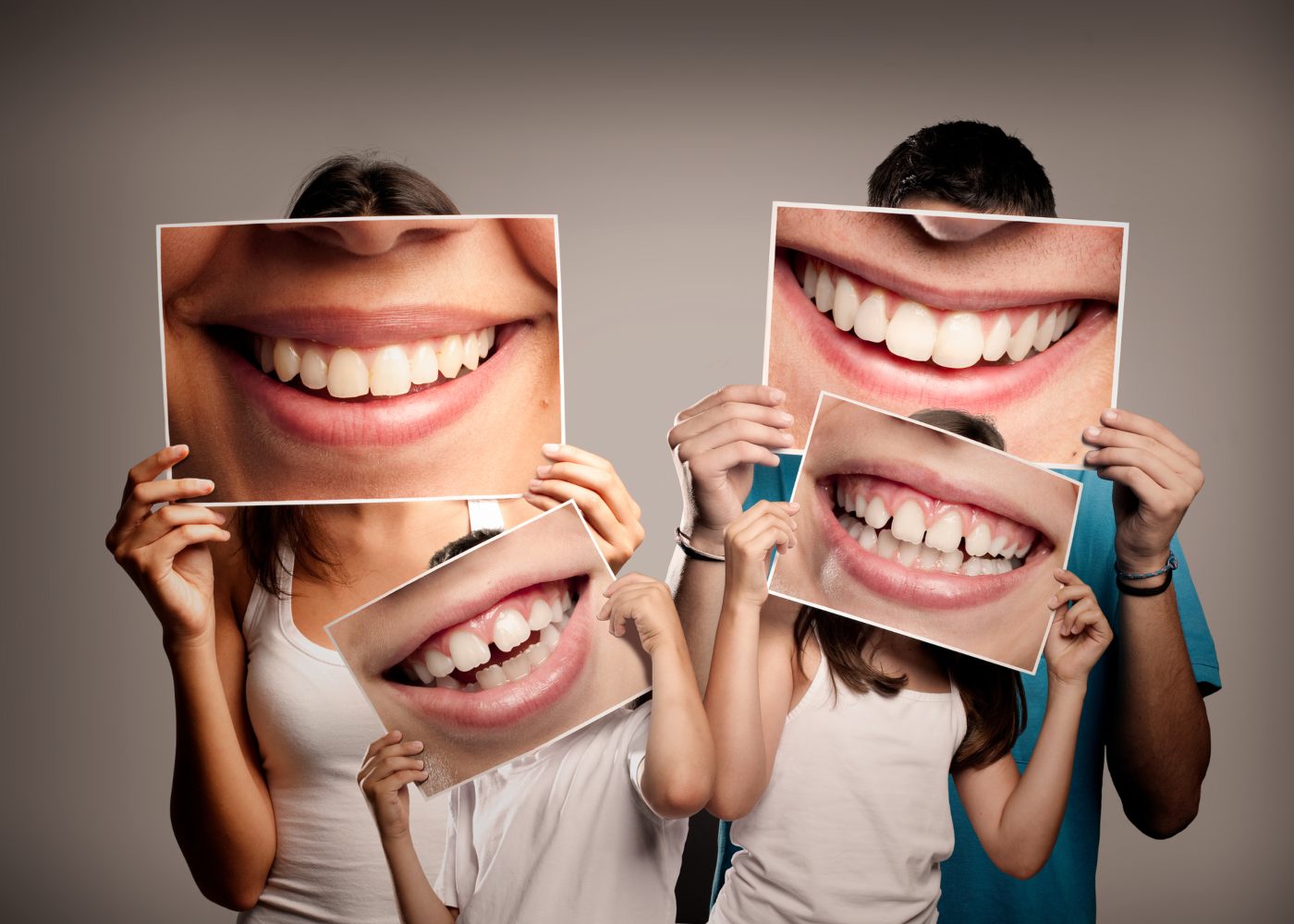 Família que branqueou os dentes