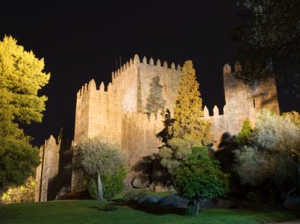 Cinema drive-in-em Guimarães: fotografia do Castelo da cidade