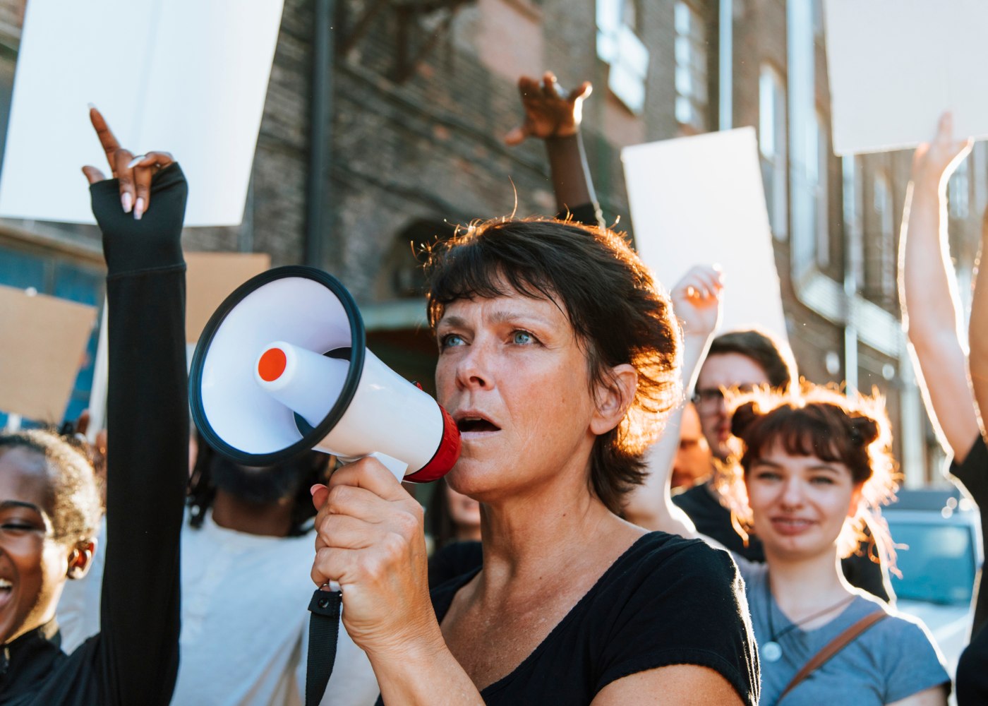 mulheres a exercer o seu direito à greve