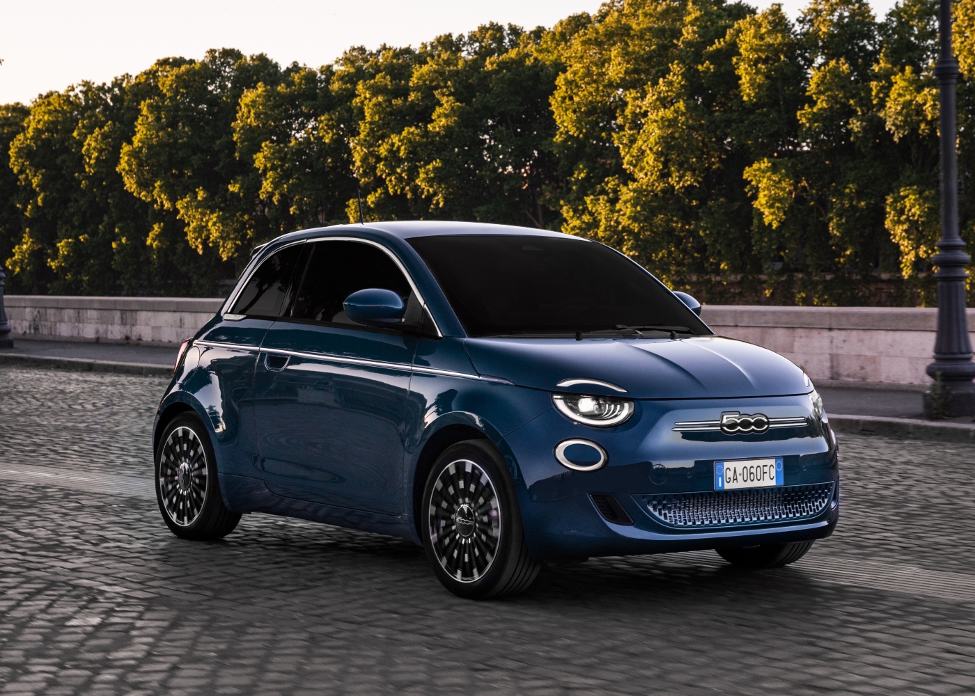 Fiat 500 La Prima