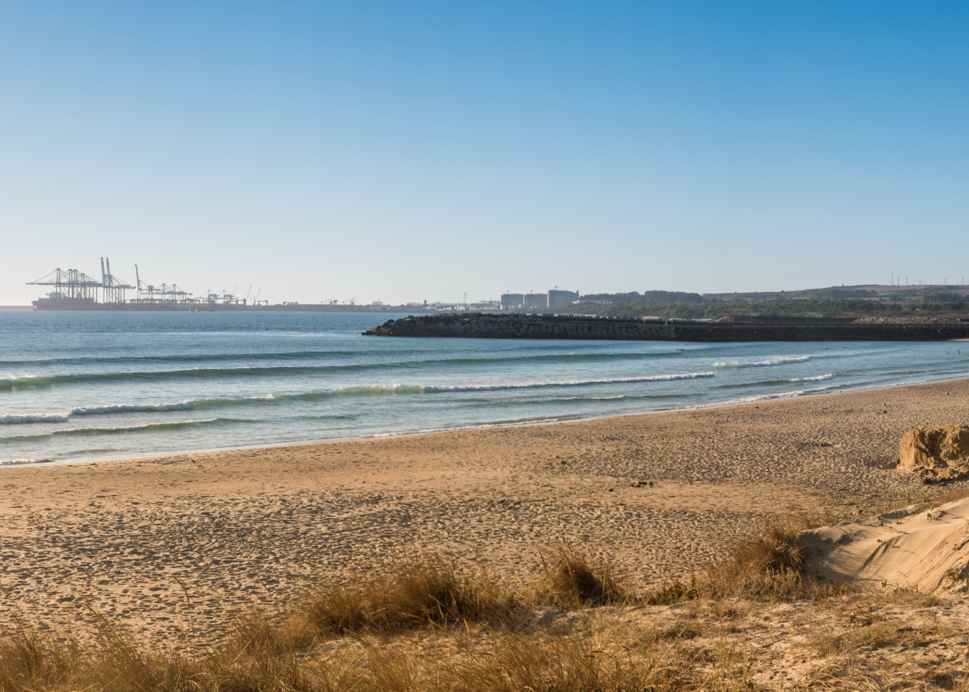 Panorâmica da praia de São Torpes