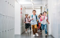 poupar no regresso às aulas