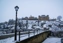 Vista de Puebla de Sanabria com neve