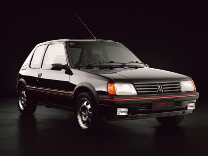 Peugeot 205 o primeiro da família 200