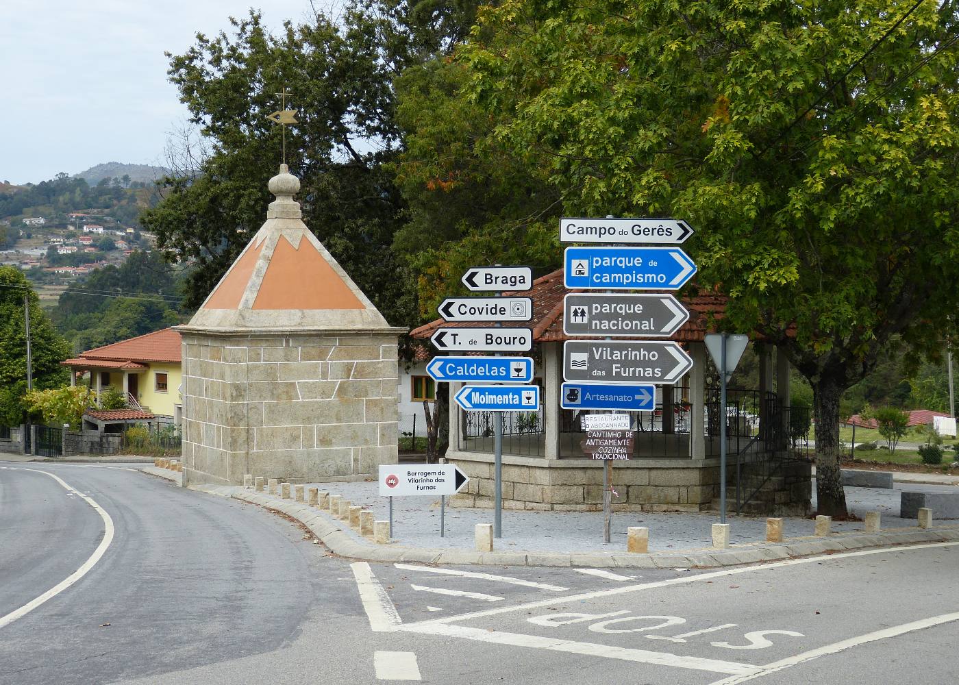 Placas toponímicas no Gerês