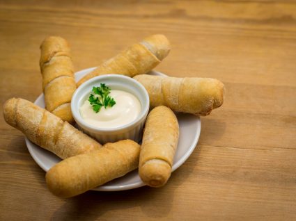 Tequeños de queijo venezuelanos