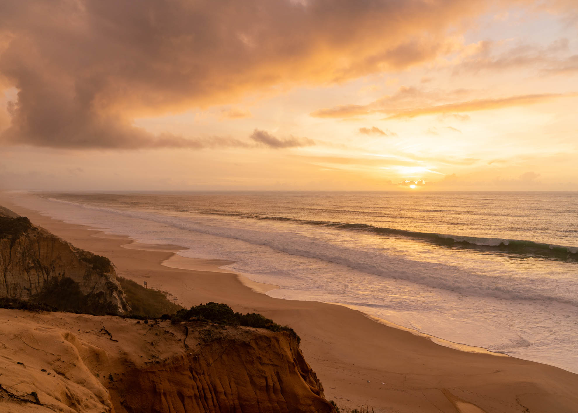 melides praias