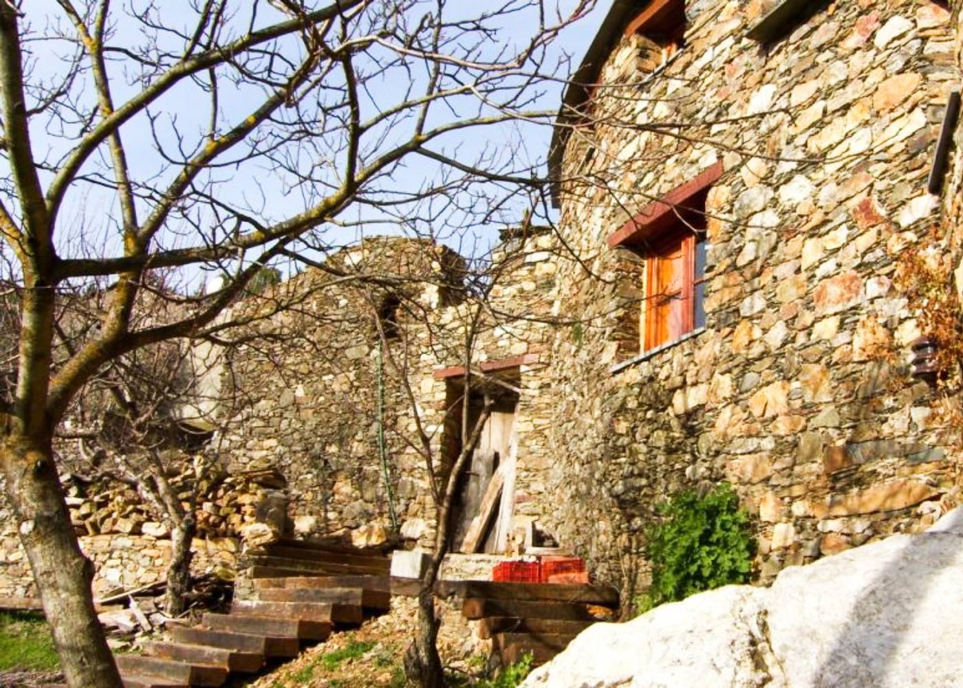 casa na aldeia da pena