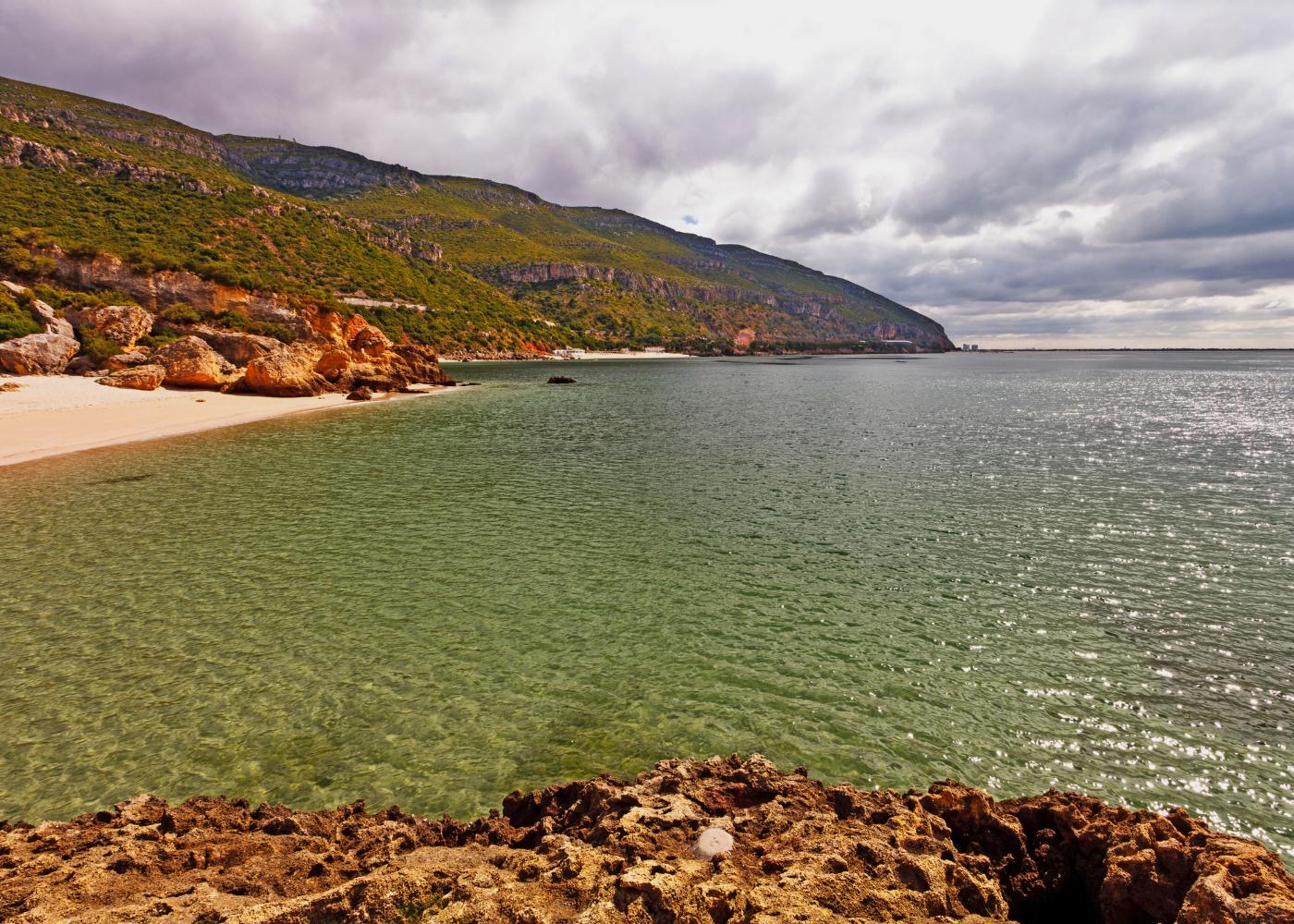 Mar nas praias da Arrábida