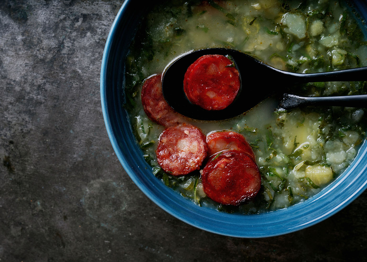 caldo verde à portuguesa