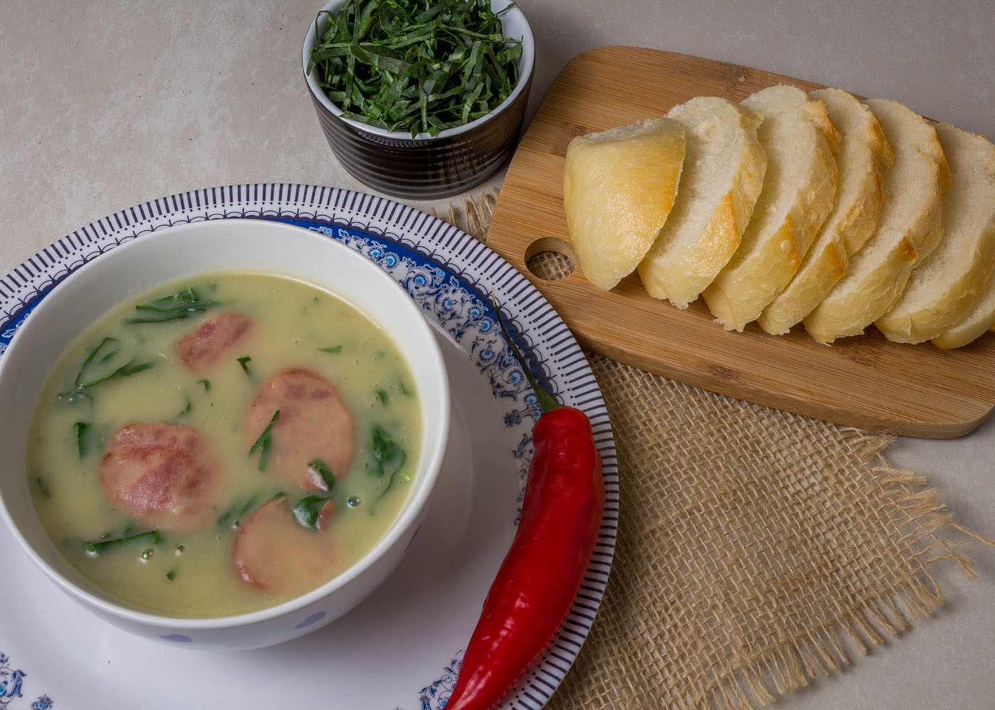 caldo verde tradicional