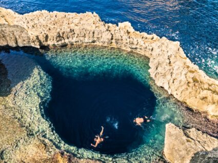 Piscina natural em Malta