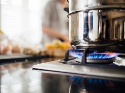 panela em boca de fogão a gás