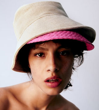 bucket hat