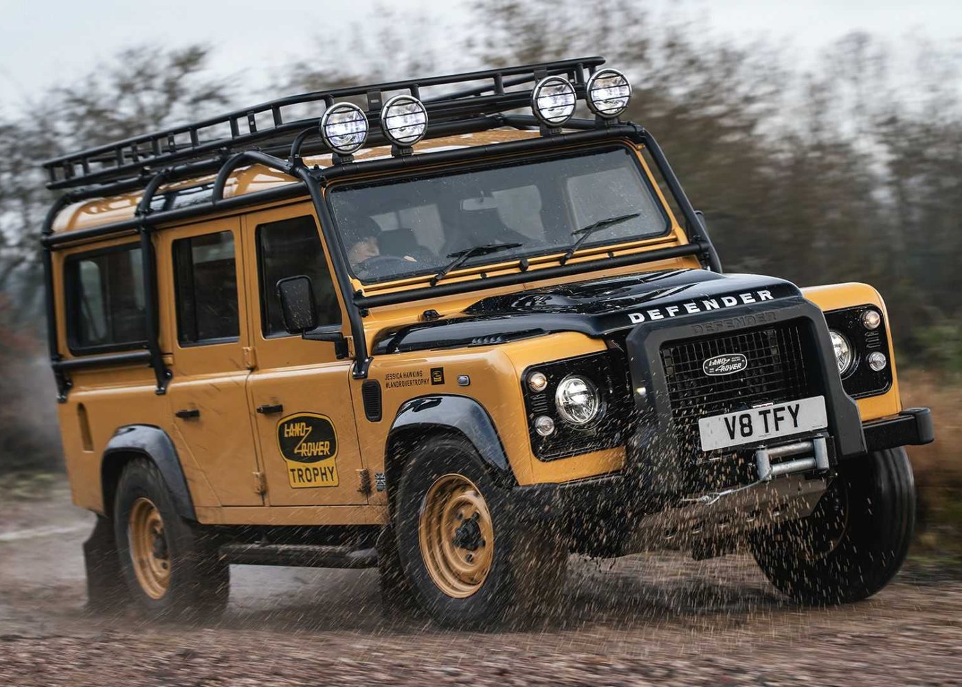 Land Rover Defender