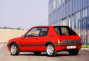 Peugeot 205 GTI vermelho