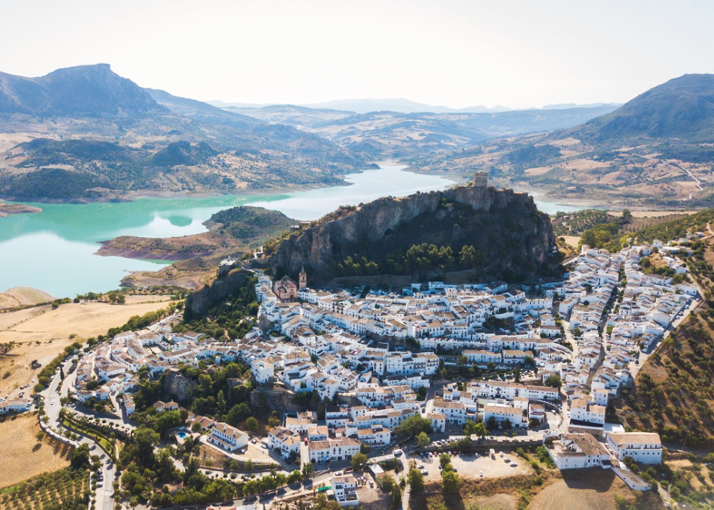 visa aérea de setenil de las bodegas