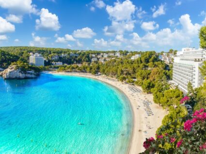 praia em menorca