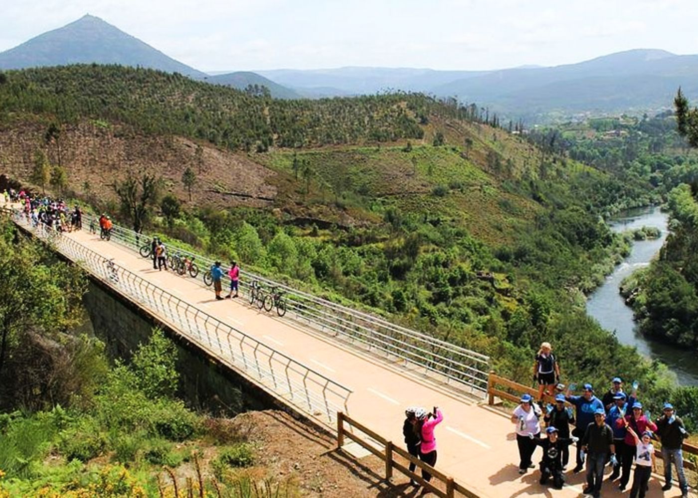 vista da ecopista de celorico de basto