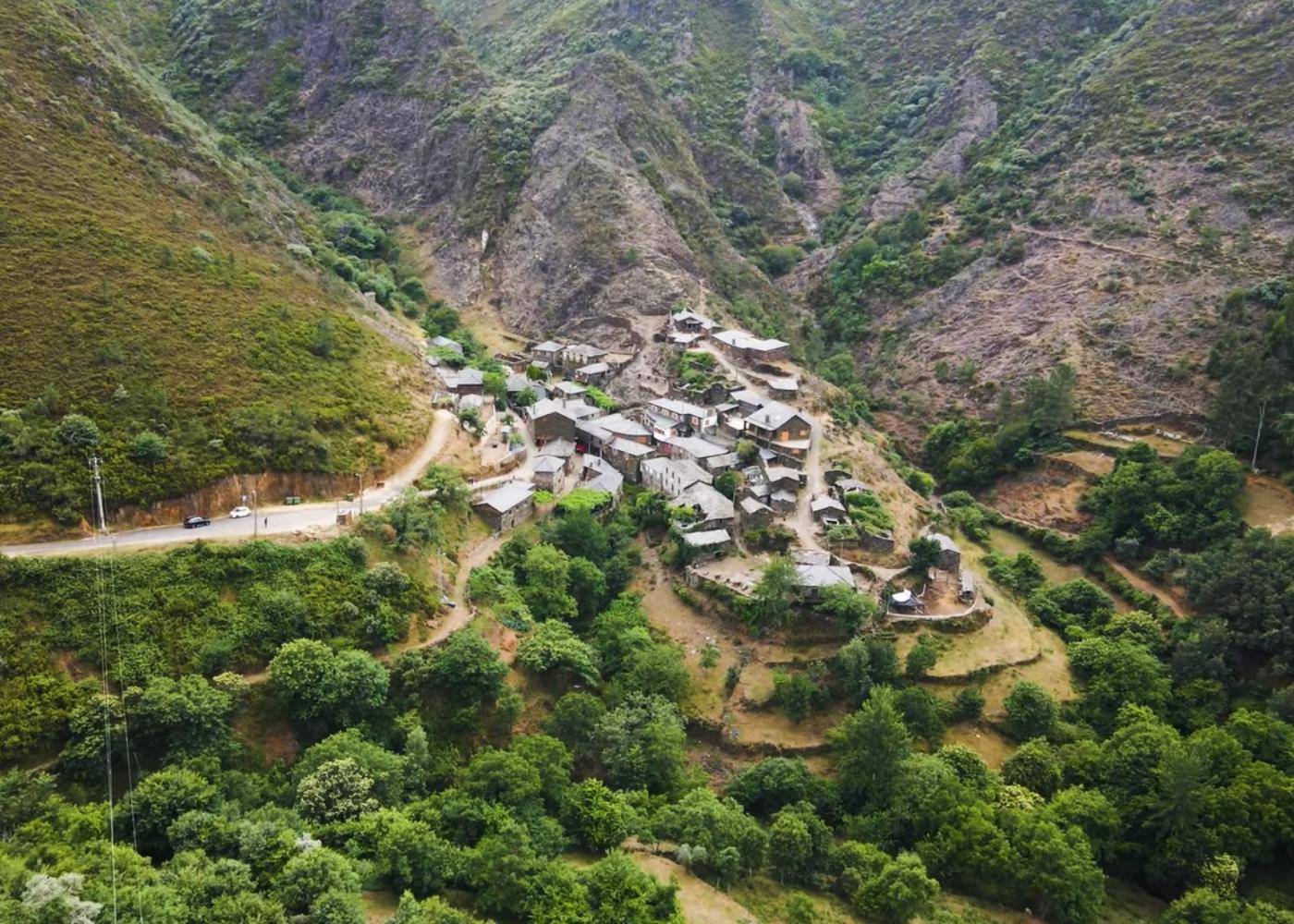 Vista da aldeia da pena