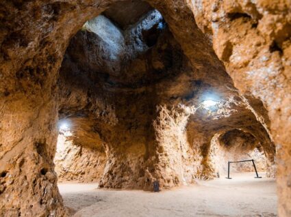 Vista das grutas de Lapas