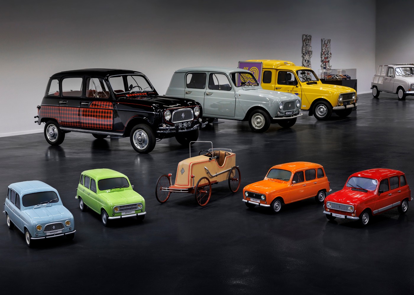 modelos no novo museu da Renault