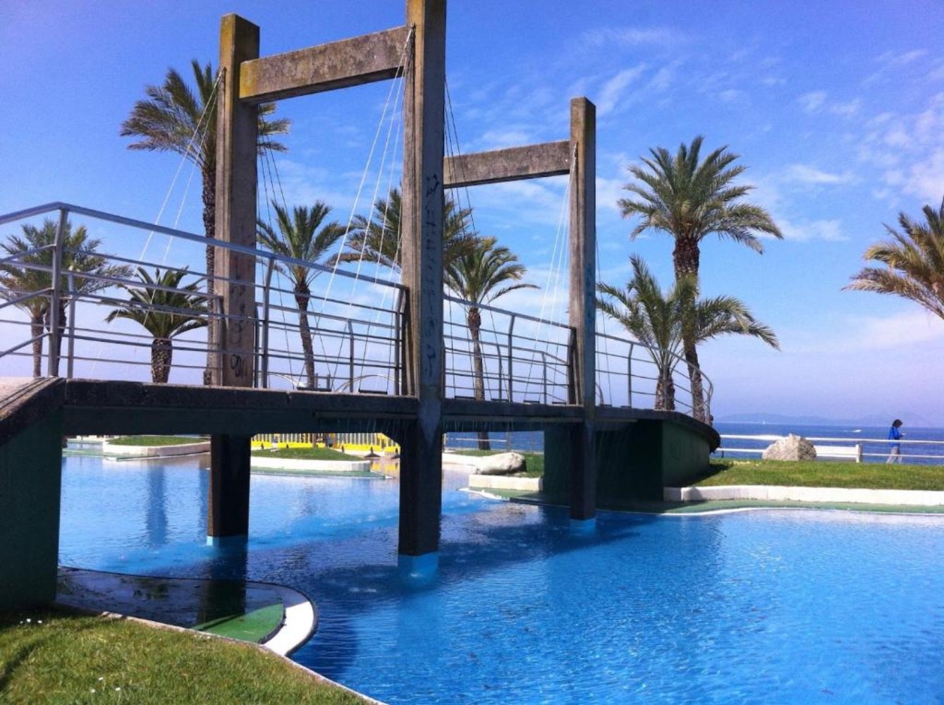 piscinas na praia de Samil