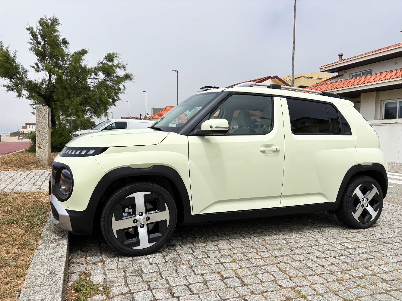 Lateral do Hyundai Inster