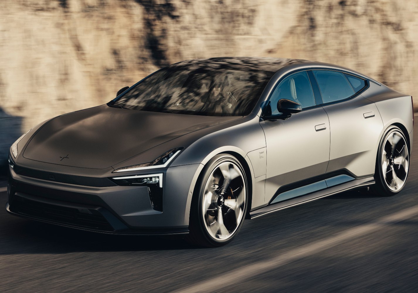 Polestar 5 na estrada