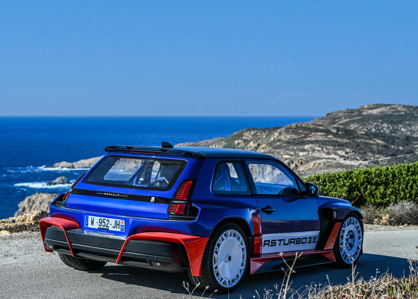 Traseira do Renault 5 Turbo 3E