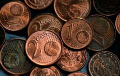 moedas de um e dois cêntimos