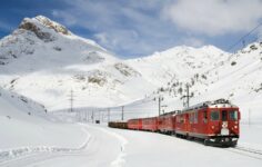 comboio bernina express na neve