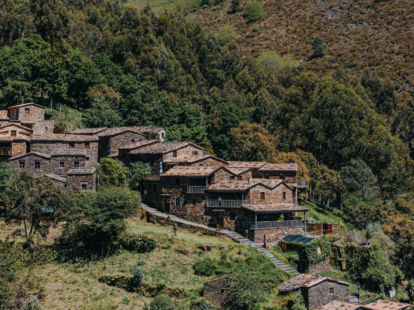 vista da aldeia de xisto de cerdeira