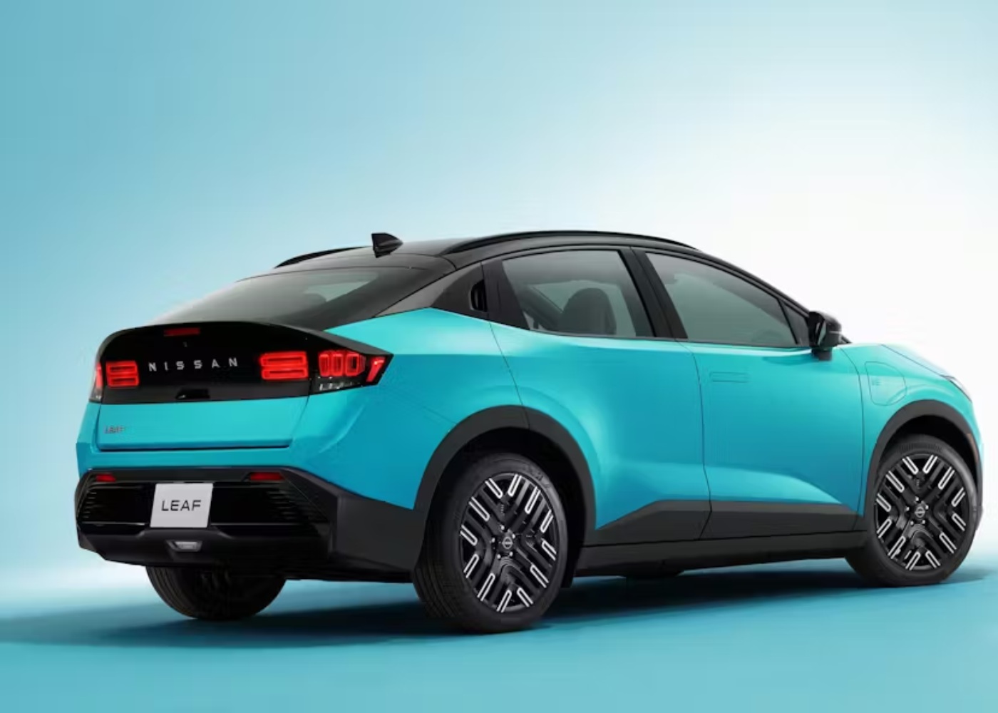 traseira do novo nissan Leaf