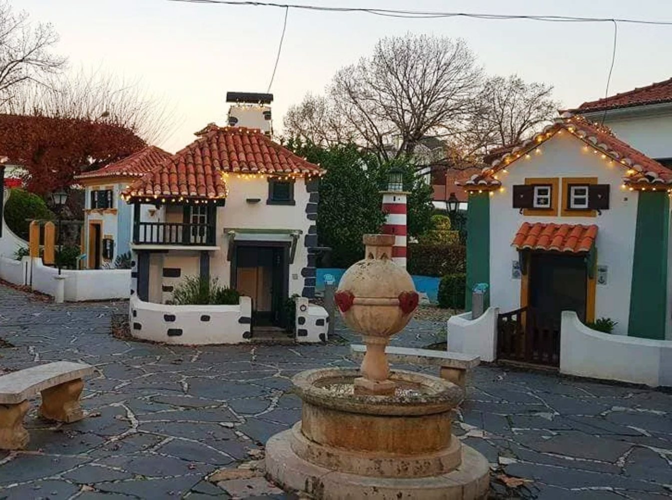 casas no portugal dos pequenitos