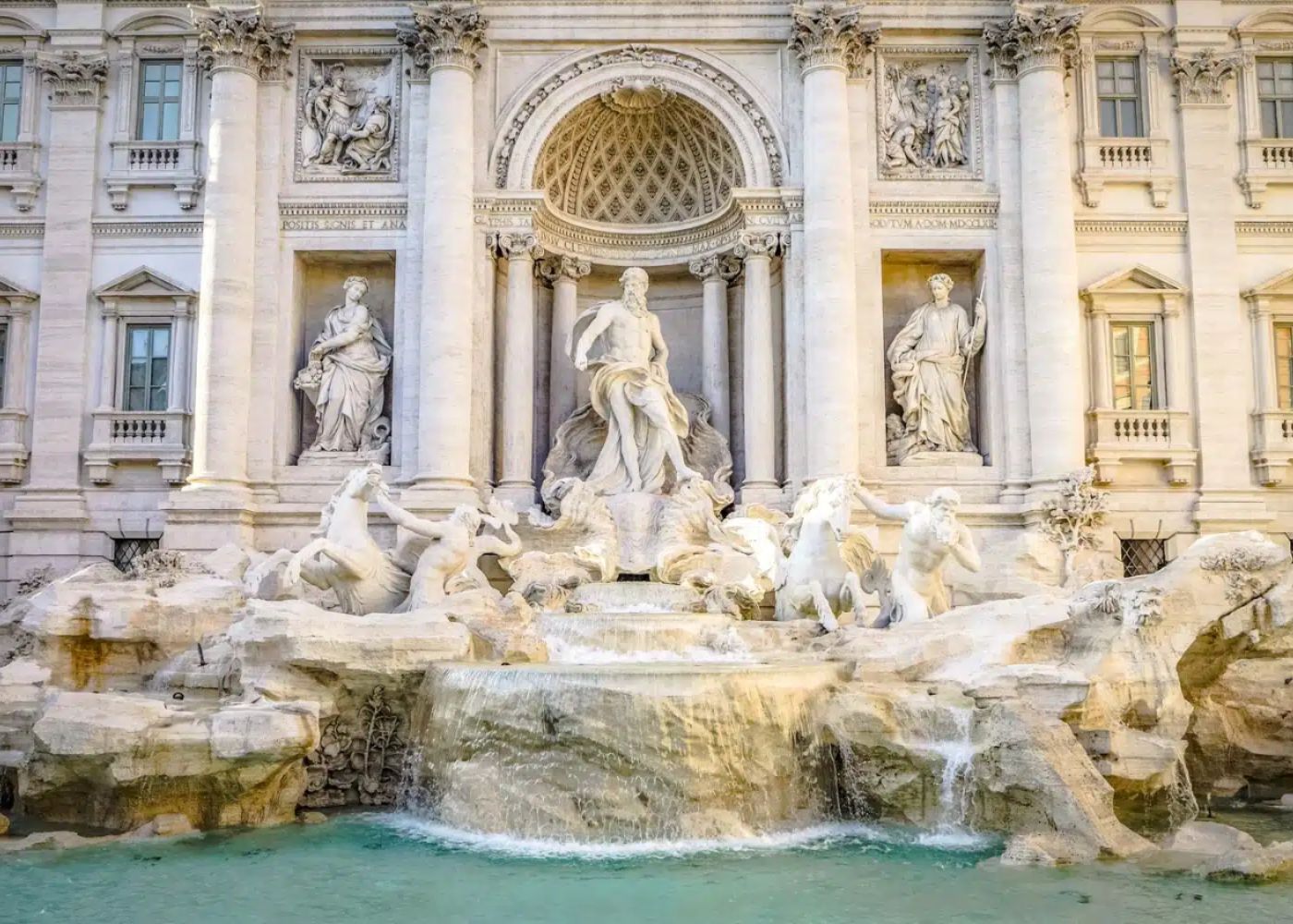 pormenor da fontana di trevi