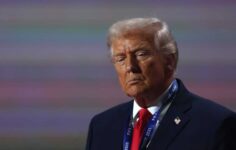 Donald Trump impõe novas regras para quem quer visitar os EUA