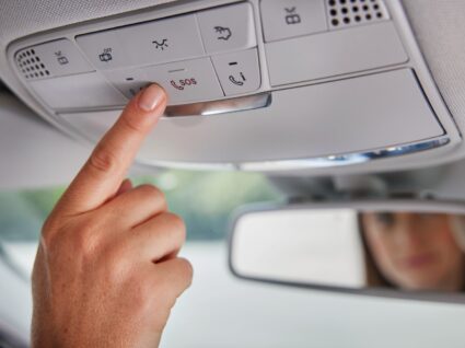 botão eCall nos carros