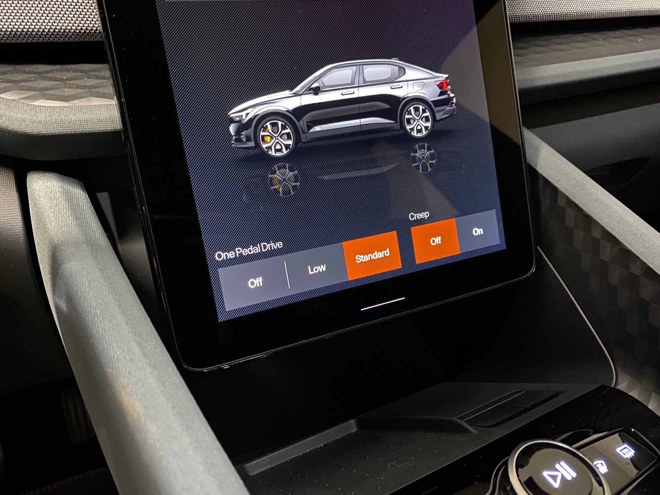 sistema one-pedal em carro elétrico