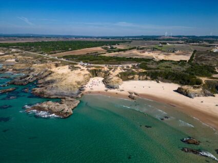 praia grande em Porto Covo