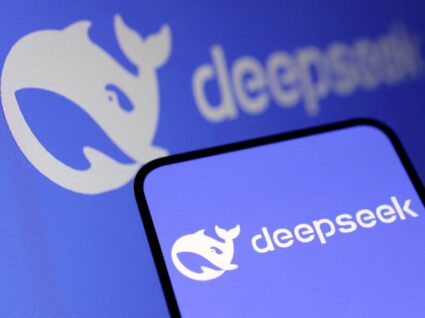 DeepSeek 4