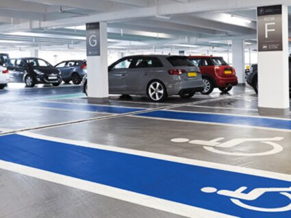 estacionamento indevido em parques privados