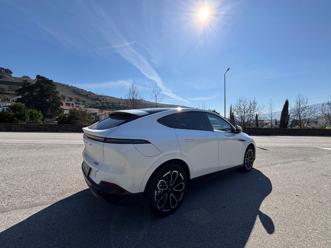 traseira do Xpeng g6