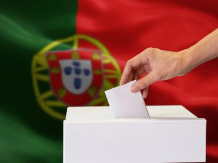 adiar as eleições presidenciais