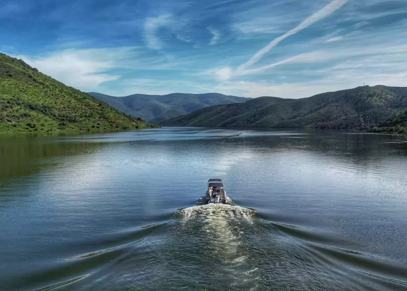 lagos do sabor junto ao trilho serpente do medal
