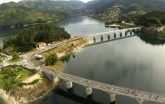pontes sobre o rio caldo